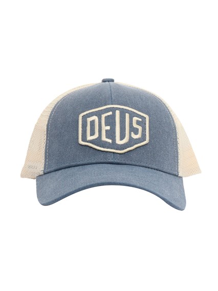 DEUS EX MACHINA Caps