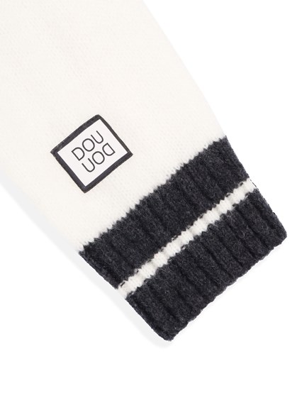 Dou-Uod DX9P00W0222811AV