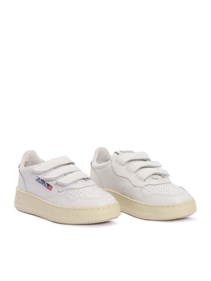 AUTRY KIDSTRIPES LOW KID LEAT/FOUR WHT/WHT SNEAKERS