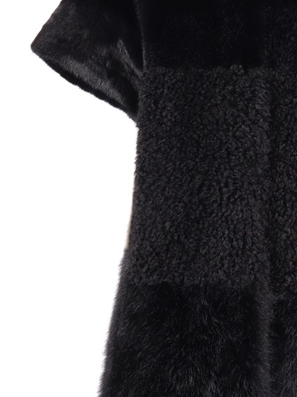 S.W.O.R.D. 6644 WOMAN FAKE FUR COAT