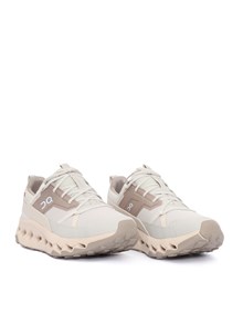 ON RUNNING Cloudhorizon