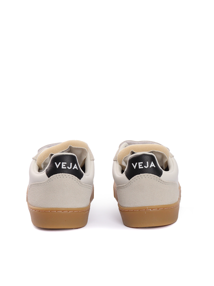 Veja SMALL V-90 O.T. WHITE_BLACK_NAT SNEAKERS