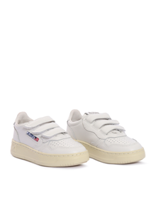 AUTRY KIDSTRIPES LOW KID LEAT/FOUR WHT/WHT SNEAKERS