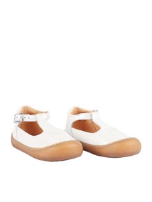 POM D'API YAKA SALOME