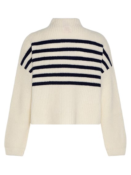 AO76 juicy mock-neck