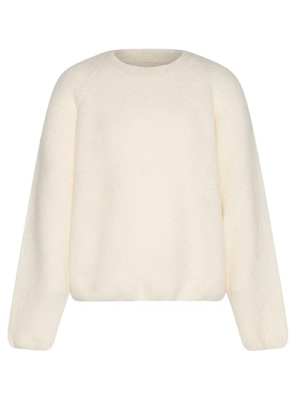 AO76 betty c-neck